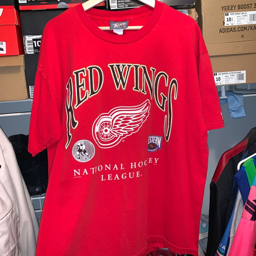 Vintage Detroit Red Wings shirt